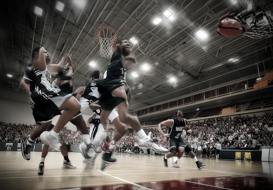 北控vs山西巅峰对决：篮球盛宴全程精彩回顾(图2)